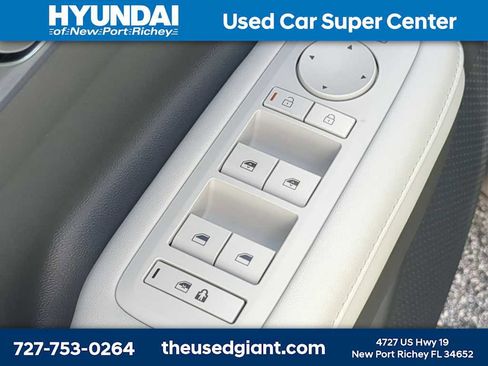 New 2026 Hyundai Santa Fe SEL image 18