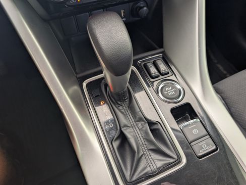 Used 2025 Mitsubishi Eclipse Cross SE AWD/4WD image 31