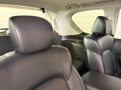 Used 2016 INFINITI QX80 Luxe w/ 22" Wheel Package image 26