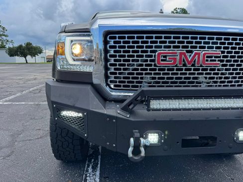Used 2015 GMC Sierra 2500 Denali w/ Duramax Plus Package AWD/4WD image 4