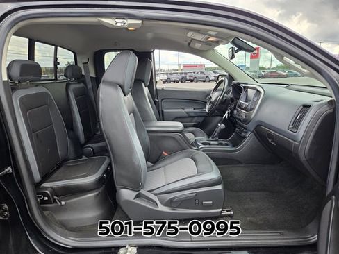 Used 2018 Chevrolet Colorado Z71 AWD/4WD image 15