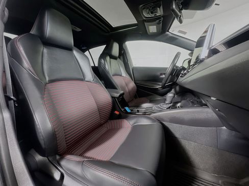 Certified 2025 Toyota Corolla XSE FWD image 26