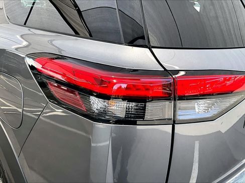 New 2026 Nissan Pathfinder SL FWD image 14