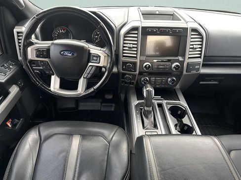Used 2018 Ford F150 Platinum w/ Equipment Group 701A Luxury AWD/4WD image 21