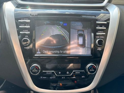 Used 2015 Nissan Murano SL w/ Cargo Package image 9