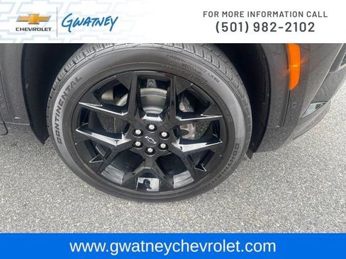 Used 2024 Chevrolet Traverse RS w/ LPO, Floor Liner Package AWD/4WD image 12
