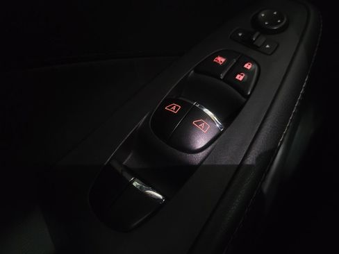 Used 2018 Nissan Maxima Platinum FWD image 27
