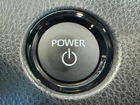 Certified 2026 Toyota Camry SE w/ Convenience Package FWD image 28