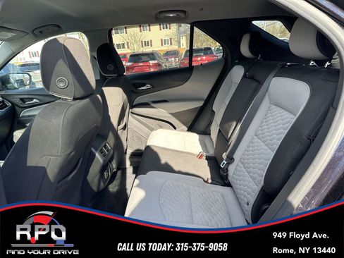 Used 2020 Chevrolet Equinox LS w/ LS Convenience Package image 28