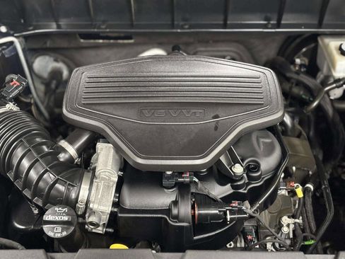 Used 2019 GMC Acadia SLT AWD/4WD image 10