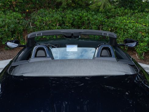 Used 2023 Aston Martin V8 Vantage image 8