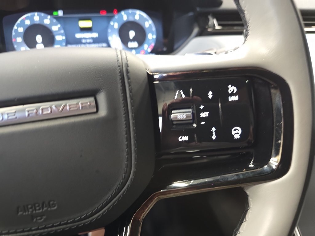 Certified 2024 Land Rover Range Rover Velar Dynamic SE AWD/4WD image 21
