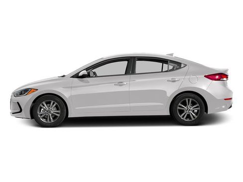 Used 2017 Hyundai Elantra SE FWD image 3