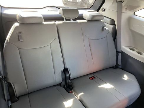Certified 2023 Toyota Sienna XLE w/ XLE Plus Package FWD image 19