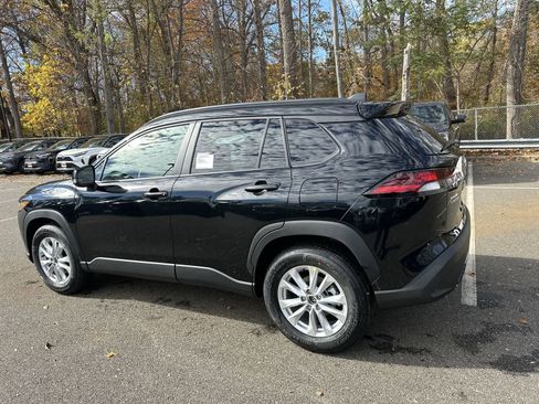 New 2026 Toyota Corolla Cross LE image 10