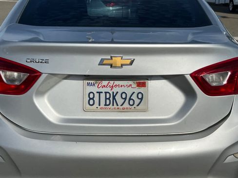 Used 2017 Chevrolet Cruze LS image 16