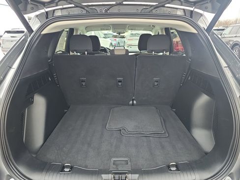 Certified 2022 Ford Escape SE w/ Convenience Package AWD/4WD image 9