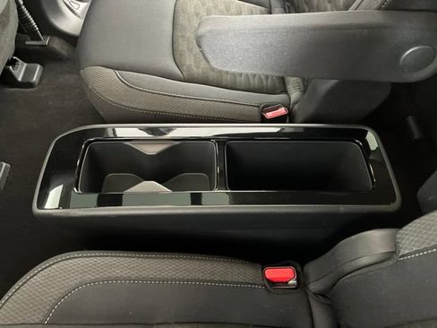 Used 2025 Nissan Pathfinder SV w/ SV Premium Package FWD image 43