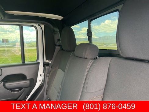 New 2026 Jeep Gladiator Mojave w/ Safety Group AWD/4WD image 16