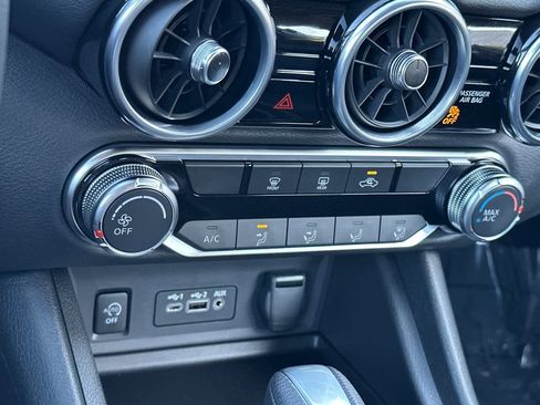 New 2025 Nissan Sentra SV image 19