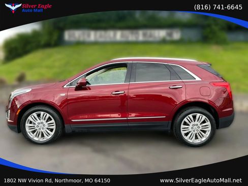 Used 2017 Cadillac XT5 Premium Luxury w/ LPO, Wheel Lock Package AWD/4WD image 2