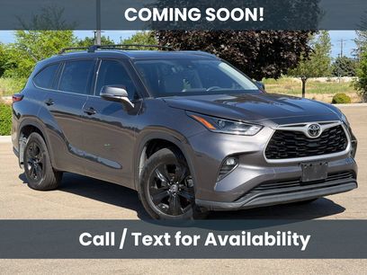 Used 2021 Toyota Highlander XLE
