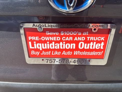 Used 2024 Toyota RAV4 XLE image 23