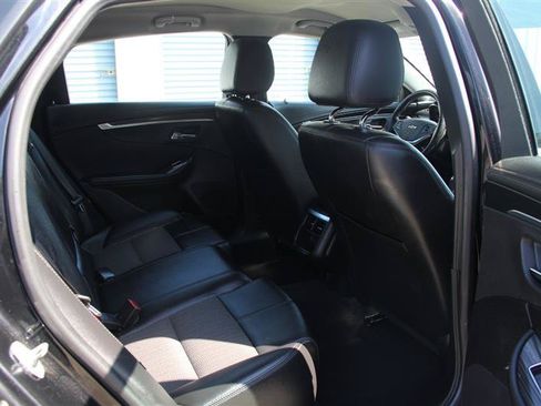 Used 2020 Chevrolet Impala LT FWD image 19
