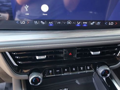 New 2026 Chevrolet Tahoe Premier w/ Sun And Tow Package image 24