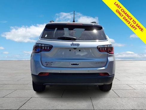 Used 2024 Jeep Compass Limited AWD/4WD image 5
