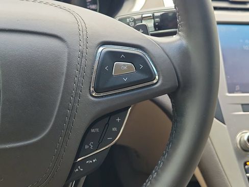 Used 2020 Lincoln MKZ FWD image 24