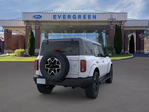 New 2025 Ford Bronco Outer Banks AWD/4WD image 8