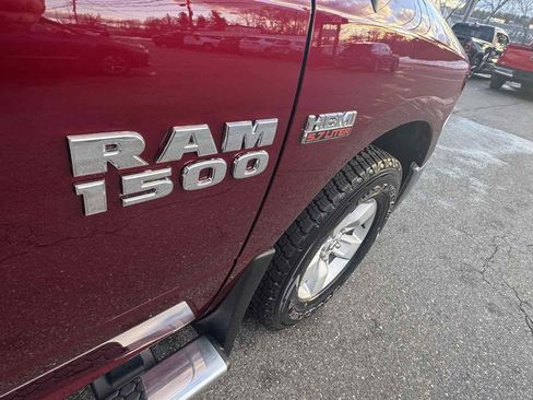 Used 2017 RAM 1500 ST w/ SXT Appearance Group image 8