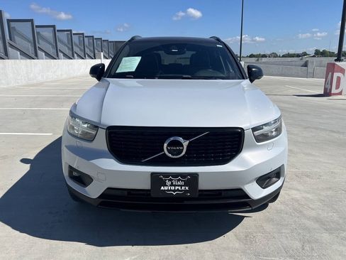 Used 2021 Volvo XC40 T5 R-Design w/ Advanced Package AWD/4WD image 8