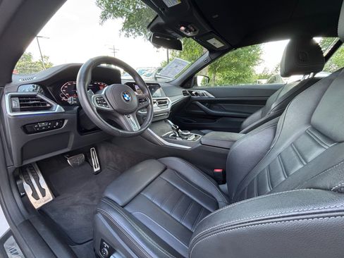 Used 2022 BMW M440i Convertible RWD image 18