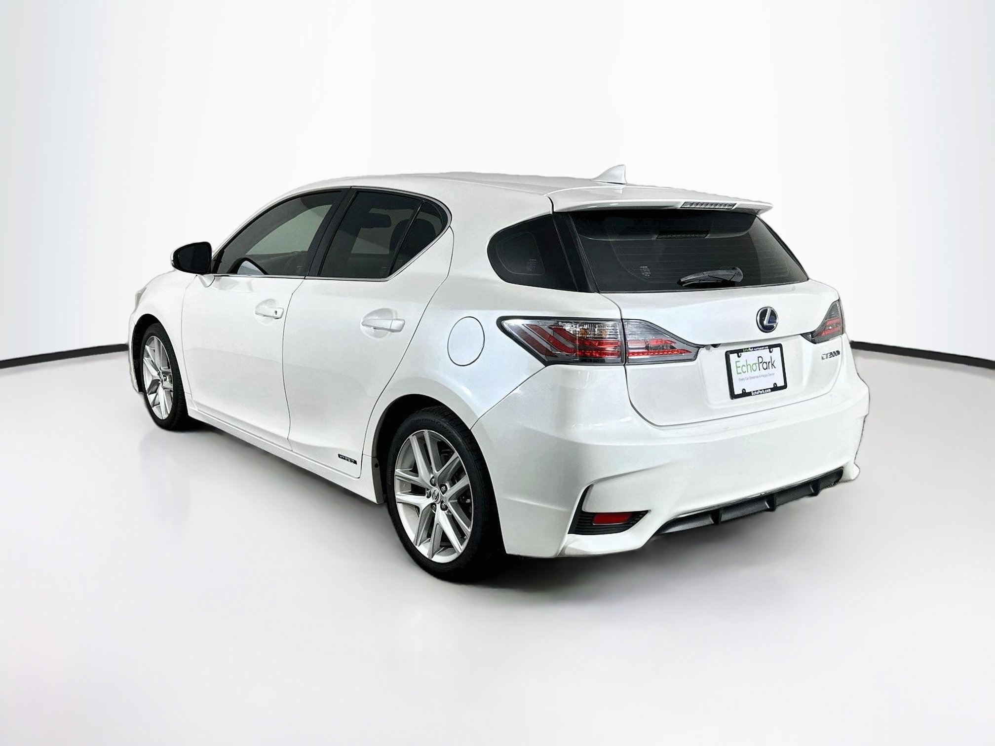 Used 2016 Lexus CT 200h w/ Seat Comfort Package FWD image 5