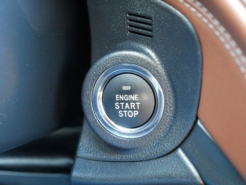 Used 2022 Subaru Outback Touring image 29