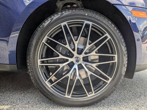 New 2026 Porsche Macan AWD/4WD image 30