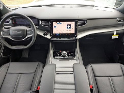 New 2026 Jeep Grand Wagoneer Limited image 15