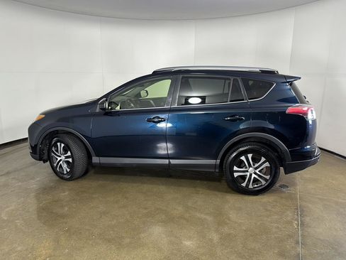 Used 2017 Toyota RAV4 LE w/ Carpet Mat Package AWD/4WD image 13