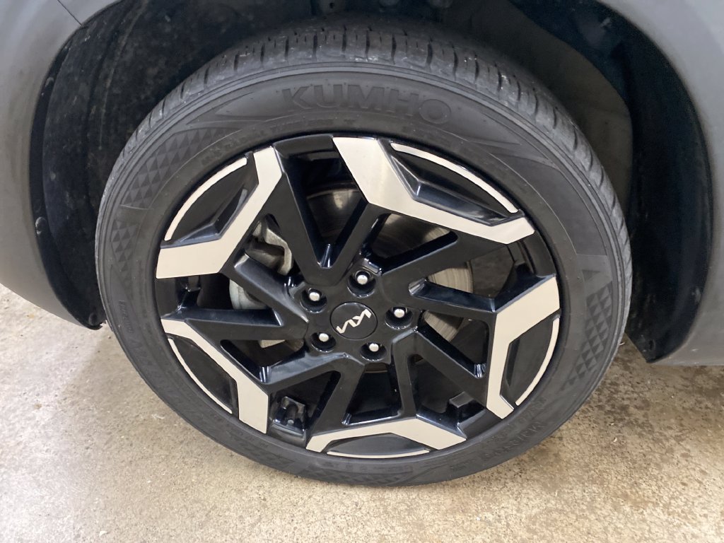 Used 2024 Kia Seltos SX w/ SX Sunroof Package AWD/4WD image 20