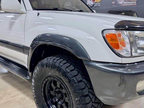Used 1999 Toyota Land Cruiser AWD/4WD image 16