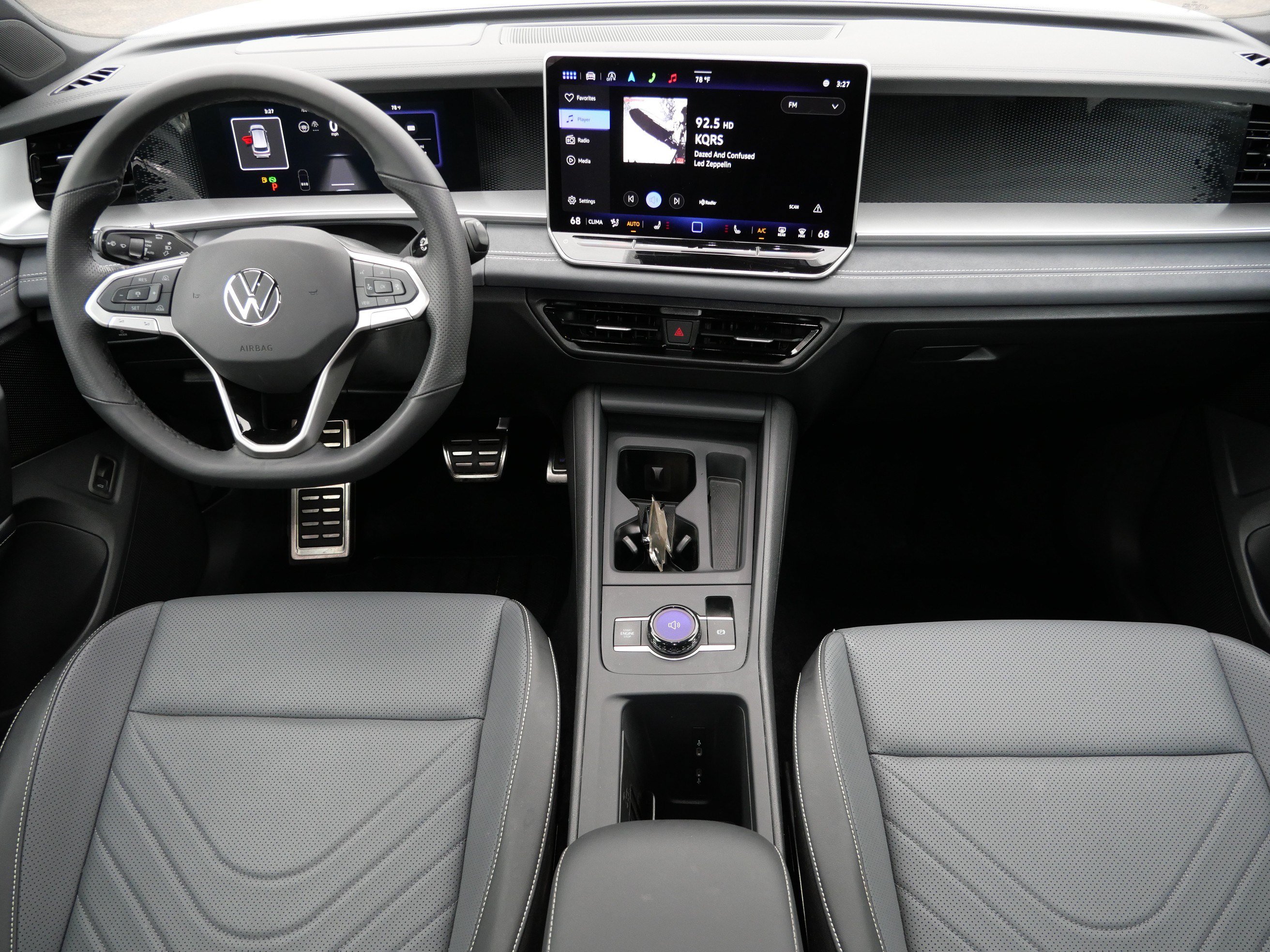 Certified 2025 Volkswagen Tiguan SE R-Line AWD/4WD image 10