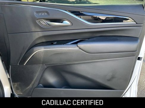 Used 2024 Cadillac Escalade ESV V w/ Heavy-Duty Trailer Package image 21