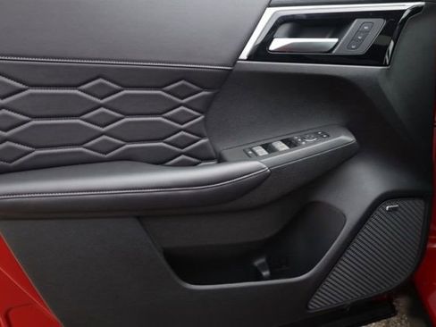 Used 2025 Mitsubishi Outlander SEL image 22