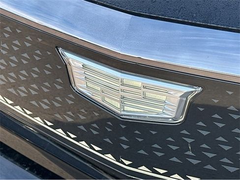 New 2026 Cadillac Optiq Sport 2 image 37