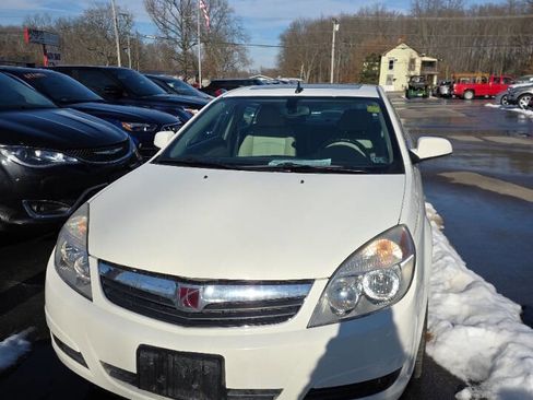 Used 2008 Saturn Aura XR w/ Premium Trim Package image 3