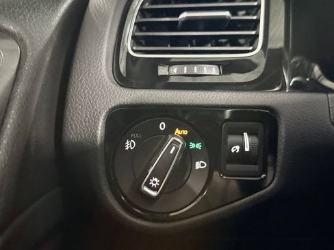 Used 2018 Volkswagen GTI Autobahn FWD image 35