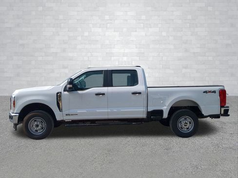 Used 2025 Ford F250 XL image 9