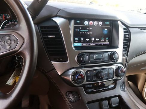 Used 2020 Chevrolet Tahoe LT AWD/4WD image 22